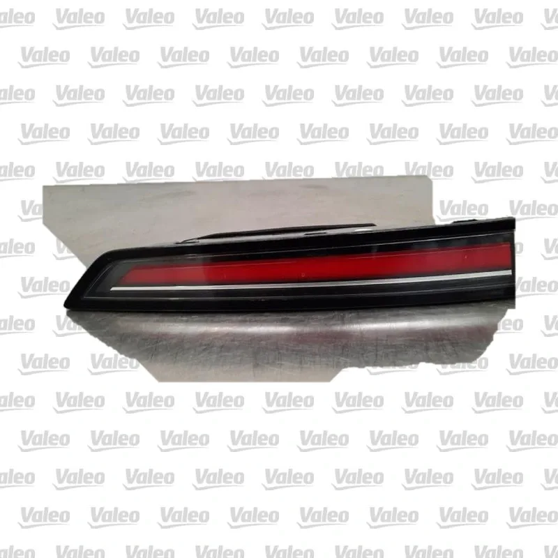 Stop Lambası İç Sol VALEO 048759 – Opel Astra 1.2 / 1.5 Turbo