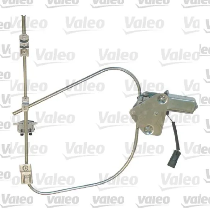 Cam Krikosu Ön Sağ VALEO 850339 – Renault Clio